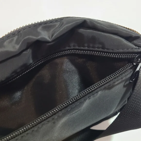 Belt bag- Brand new- black - Picture 6 of 8